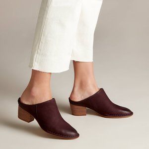 Clarks Women's Spiced Isla 7.5B